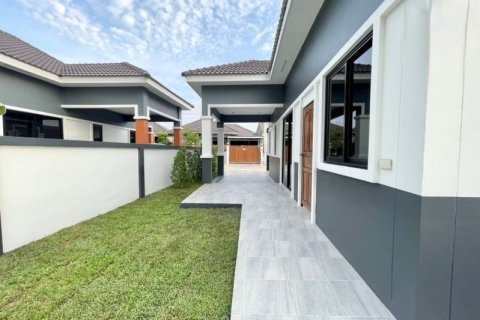 Casa de 2 dormitorios en Pattaya, Tailandia № 157655 - foto 10