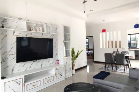 Casa de 2 dormitorios en Pattaya, Tailandia № 157655 - foto 3