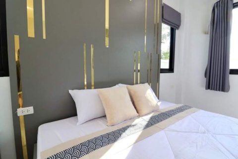 Casa de 3 dormitorios en Pattaya, Tailandia № 157657 - foto 8
