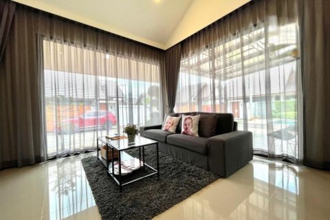 Casa de 2 dormitorios en Pattaya, Tailandia № 157656 - foto 16