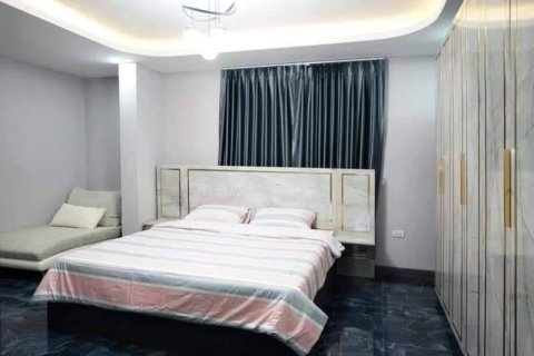 Casa de 3 dormitorios en Pattaya, Tailandia № 157652 - foto 10