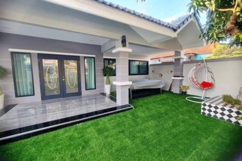 Casa de 3 dormitorios en Pattaya, Tailandia № 157652 - foto 16