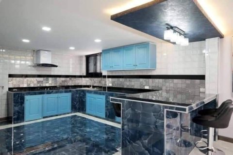 Casa de 3 dormitorios en Pattaya, Tailandia № 157652 - foto 6