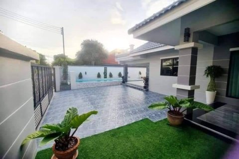 Casa de 3 dormitorios en Pattaya, Tailandia № 157652 - foto 14