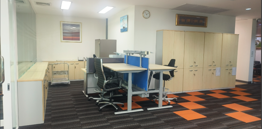 Oficina en Bang Na, Bangkok, Tailandia № 173163