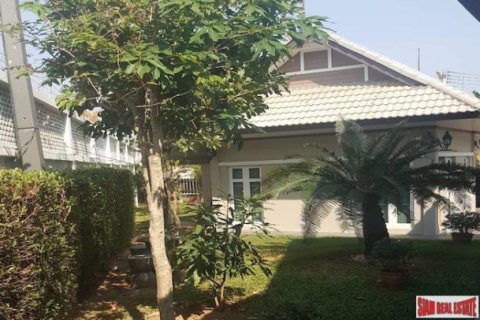 Chalet de 4 dormitorios en Hua Hin, Tailandia № 194160 - foto 4