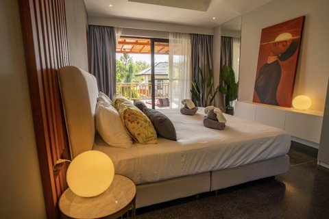 Chalet de 5 dormitorios en Phuket, Tailandia № 163211 - foto 5