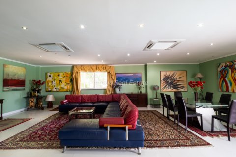 Casa de 8 dormitorios en Bang Lamung, Tailandia № 134770 - foto 30