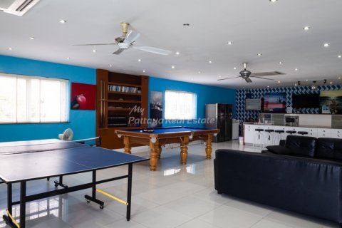 Casa de 8 dormitorios en Bang Lamung, Tailandia № 134770 - foto 29