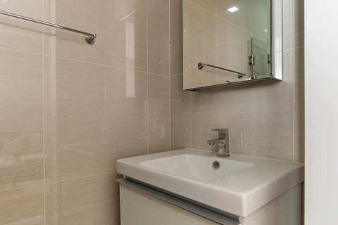 Condominio de 1 dormitorio en Bangkok, Tailandia № 143673 - foto 11