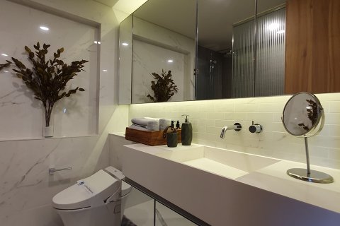 Eigentumswohnung in Bangkok, Thailand, 1 Schlafzimmer  № 143669 - Foto 5
