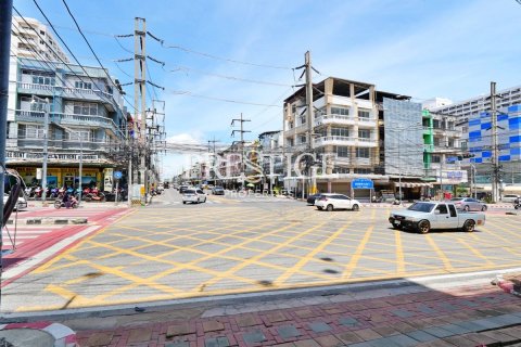 Propriété commerciale à Pattaya, Thaïlande 2147 m2 № 198639 - photo 30