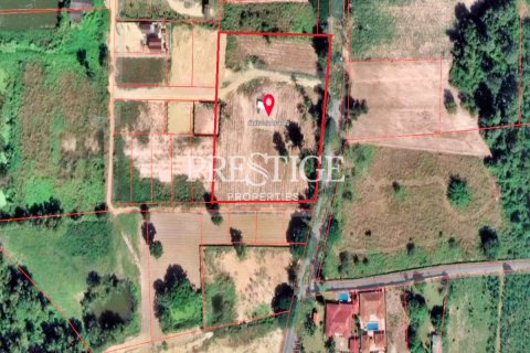 Land in Pattaya, Thailand 8272 sq.m. № 198641