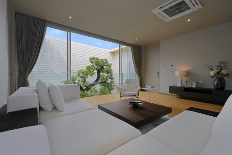 Villa in Bangkok, Thailand 4 Schlafzimmer № 133782 - Foto 2