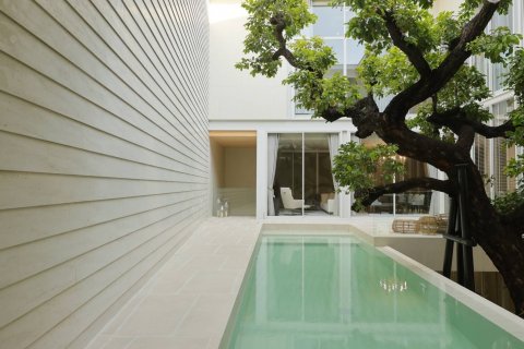 Villa in Bangkok, Thailand 4 Schlafzimmer № 133782 - Foto 11