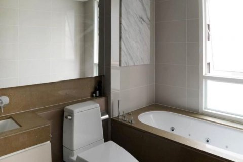 Condominio de 2 dormitorios en Ratchathewi, Bangkok, Tailandia № 133787 - foto 8