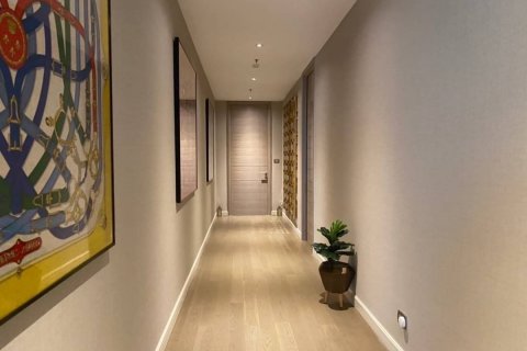 Condominio de 4 dormitorios en Pathum Wan, Bangkok, Tailandia № 133786 - foto 11