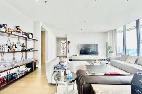 Condominio de 4 dormitorios en Pathum Wan, Bangkok, Tailandia № 133786 - foto 12