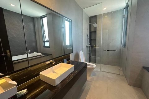 Chalet de 4 dormitorios en Bangkok, Tailandia № 133784 - foto 11