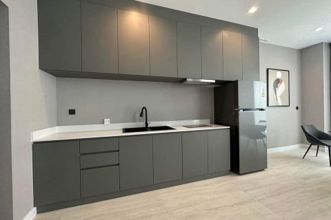 Chalet de 4 dormitorios en Bangkok, Tailandia № 133784 - foto 4