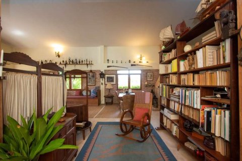 Casa de 4 dormitorios en Chiang Mai, Tailandia № 163922 - foto 4