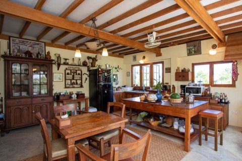 Casa de 4 dormitorios en Chiang Mai, Tailandia № 163922 - foto 6