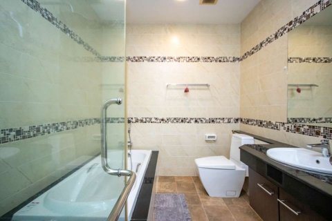 Condominio de 2 dormitorios en Chiang Mai, Tailandia № 163923 - foto 5