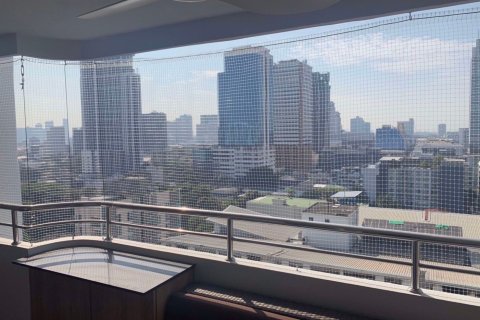 Condominio de 3 dormitorios en Watthana, Bangkok, Tailandia № 47960 - foto 29