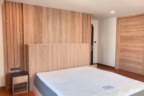 Condominio de 3 dormitorios en Watthana, Bangkok, Tailandia № 47960 - foto 19