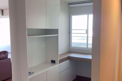 Condominio de 3 dormitorios en Watthana, Bangkok, Tailandia № 47960 - foto 13