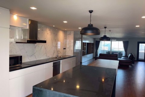 Condominio de 3 dormitorios en Watthana, Bangkok, Tailandia № 47960 - foto 9