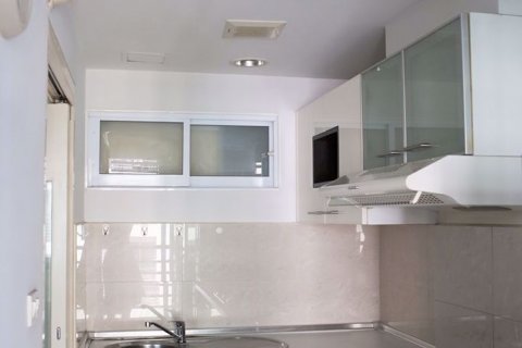 Condominio de 2 dormitorios en Watthana, Bangkok, Tailandia № 47963 - foto 4