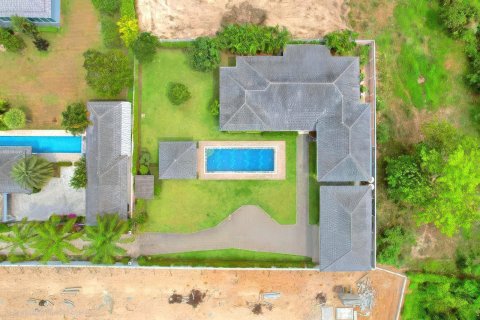 Villa in Pattaya, Thailand 3 bedrooms № 198748 - photo 5