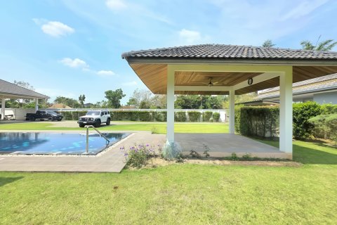 Villa in Pattaya, Thailand 3 bedrooms № 198748 - photo 7