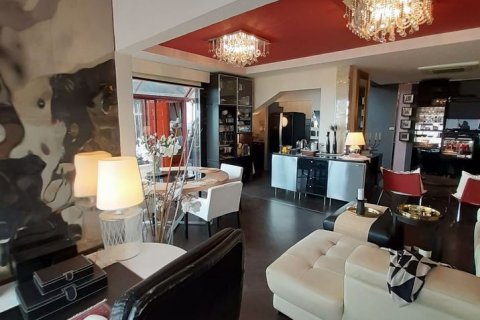 Duplex in Bang Na, Bangkok, Thailand 5 bedrooms № 47672 - photo 4