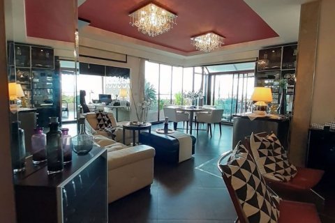 Duplex in Bang Na, Bangkok, Thailand 5 bedrooms № 47672 - photo 3