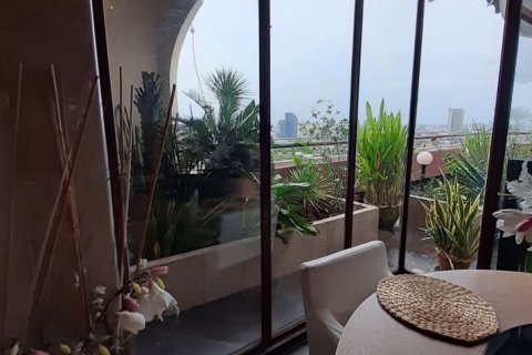 Duplex in Bang Na, Bangkok, Thailand 5 bedrooms № 47672 - photo 14