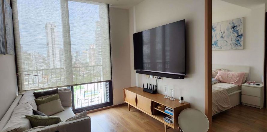 Condo in Watthana, Bangkok, Thailand, 3 bedrooms № 47669