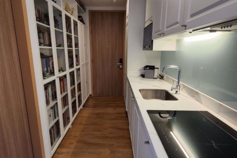 Condo in Watthana, Bangkok, Thailand, 3 bedrooms № 47669 - photo 8