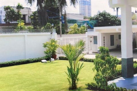 Haus in Watthana, Bangkok, Thailand 5 Schlafzimmer № 47674 - Foto 9