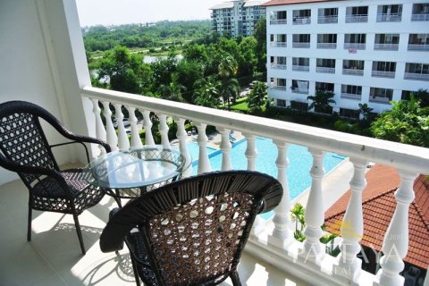 Condominio de 1 dormitorio en Jomtien Beach, Pattaya, Tailandia № 204218 - foto 8