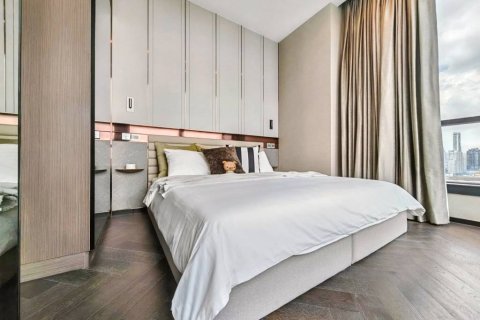 Condominio de 2 dormitorios en Khlong Toei, Bangkok, Tailandia № 153956 - foto 10