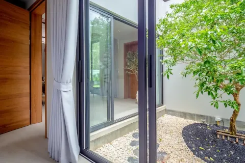 House in Bang Tao, Thailand 4 bedrooms № 153960 - photo 8
