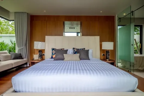 House in Bang Tao, Thailand 4 bedrooms № 153960 - photo 7