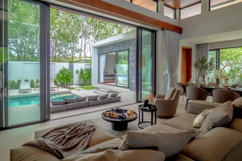 House in Bang Tao, Thailand 4 bedrooms № 153960 - photo 2