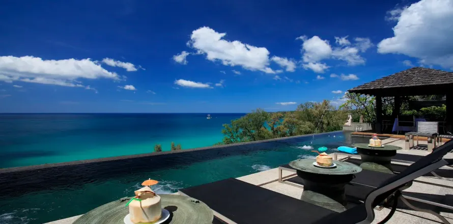 Chalet de 11 dormitorios en Bang Tao, Tailandia № 190568