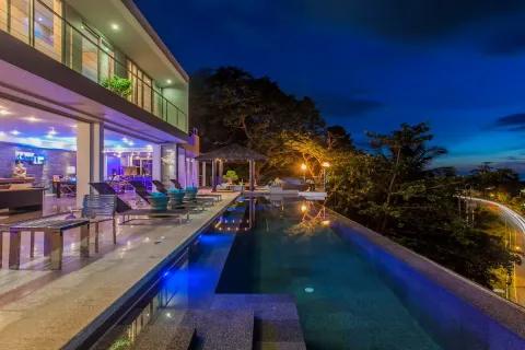 Chalet de 11 dormitorios en Bang Tao, Tailandia № 190568 - foto 27