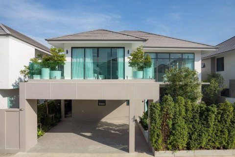 Chalet de 5 dormitorios en Pattaya, Tailandia № 233115