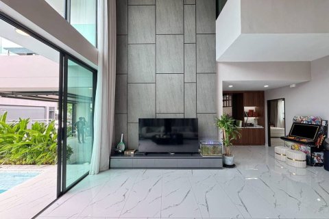 Villa in Pattaya, Thailand 5 Schlafzimmer № 233115 - Foto 15
