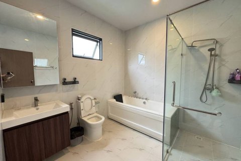 Villa in Pattaya, Thailand 5 Schlafzimmer № 233115 - Foto 19